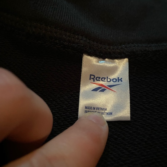 reebok sweat shirt - Picture 3 of 4